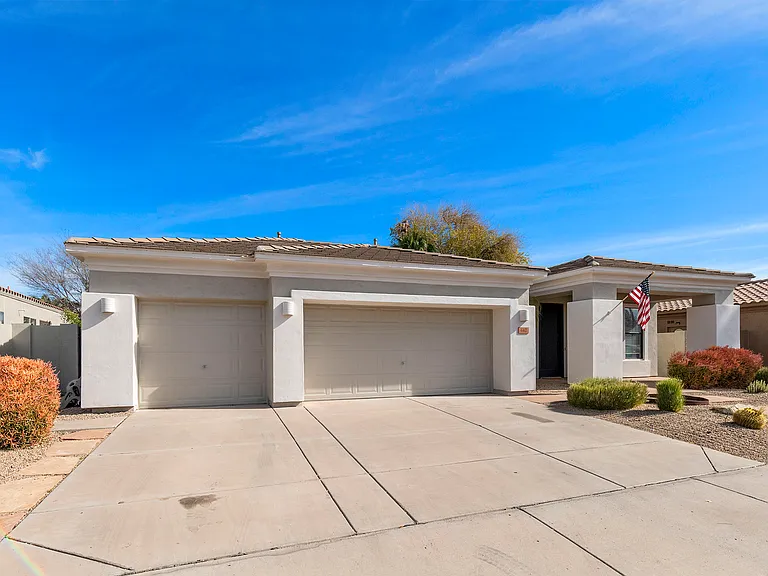 442 W Carob Dr — Photo 12