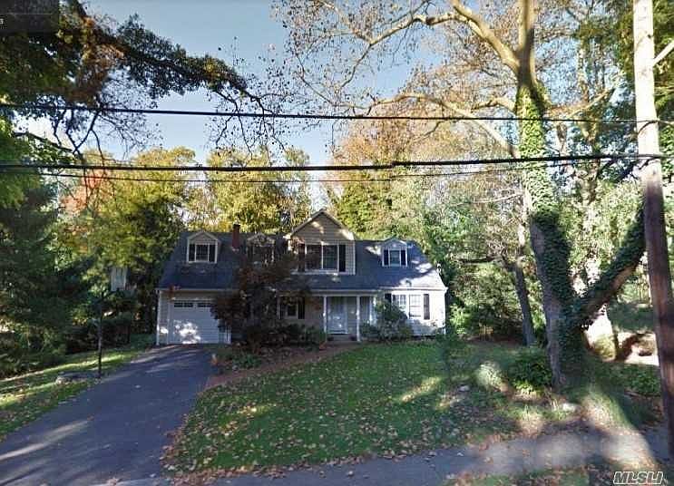 1st image of 6 Bayview Ave