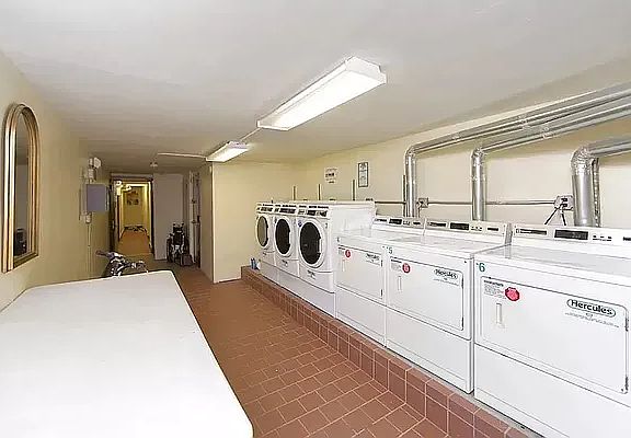 5th image of 342 E 55th St APT 4B