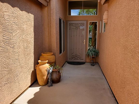 2nd image of 4621 E Thorn Tree Dr