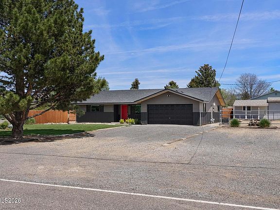 3rd image of 2639 Vicky Ln