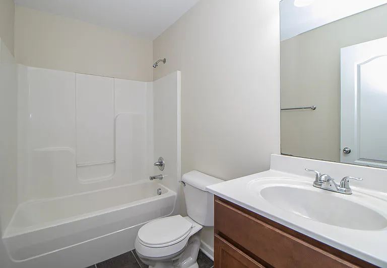 1716D Thistlewood Dr — Photo 5