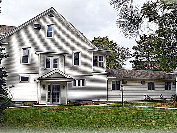 2nd image of 1305 Sausse Ave