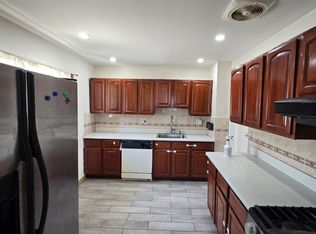 (Undisclosed Address), Hicksville, NY 11801