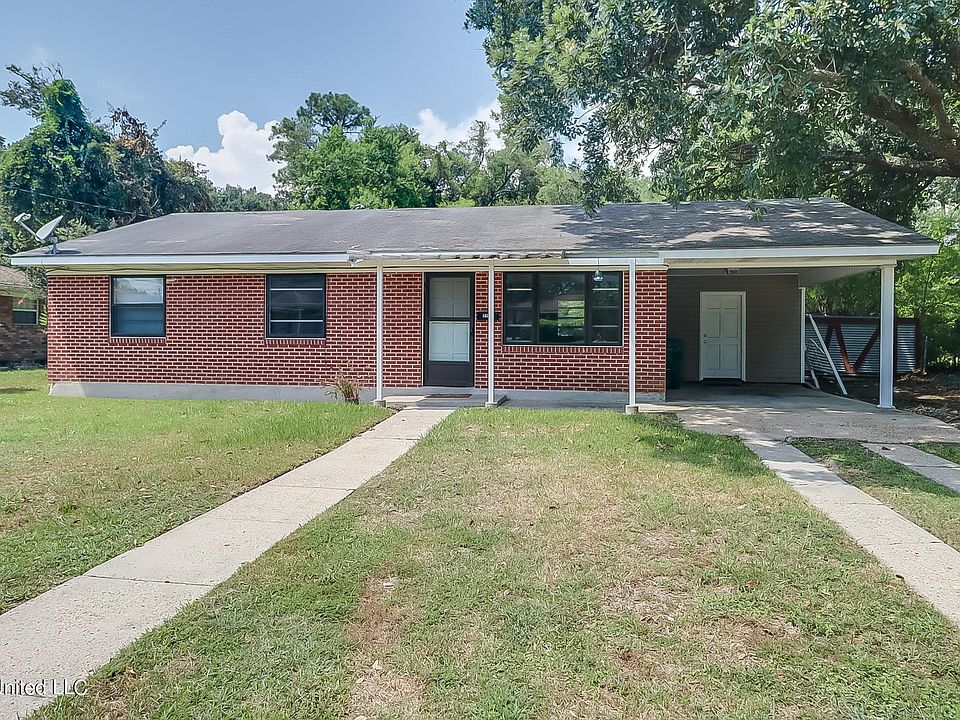 1st image of 2195 Saint James Blvd