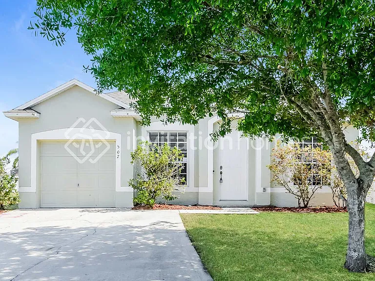 507 Madina Cir — Photo 1