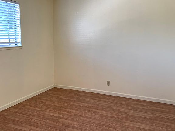 5th image of 2285 Deborah Dr #4