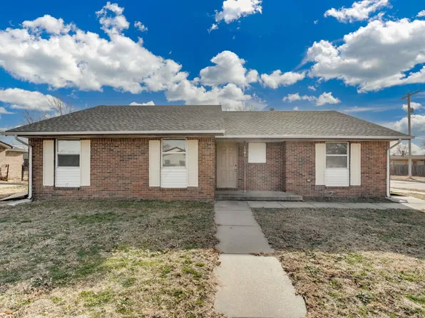 1501 E Berkeley St, Wichita, KS 67216