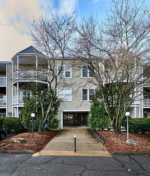 1st image of 23 Randolph Pl APT 109