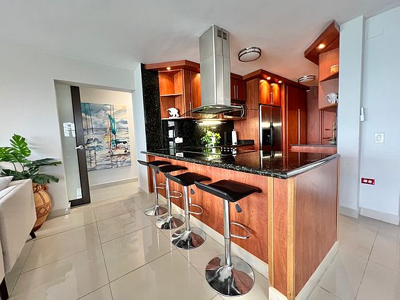 5th image of 4429 Avenue Isla Verde