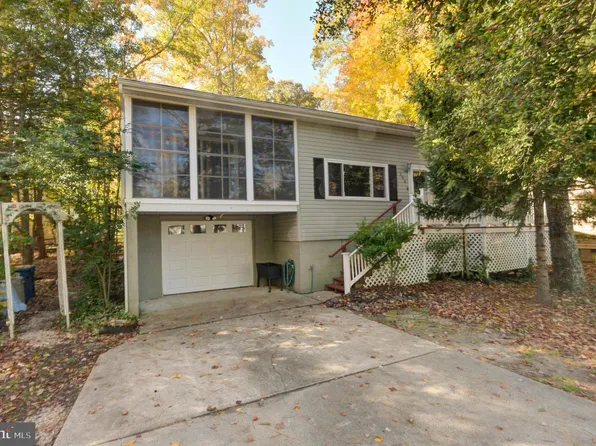 306 Ocean Pkwy, Ocean Pines, MD 21811