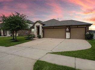 9960 Golden Field Ln, Brookshire, TX 77423