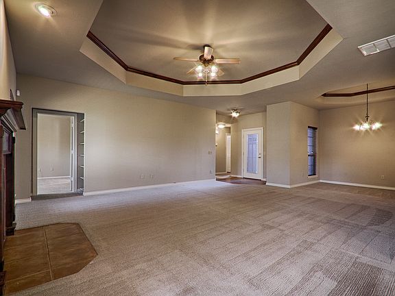 3rd image of 1220 W Churchill Way