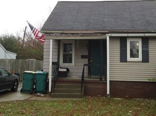 1107 W Elm Tree Rd, Rossford, OH 43460