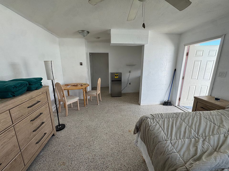 2nd image of 11095 1st St E APT 2