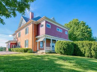 107 College St, Christiansburg, VA 24073