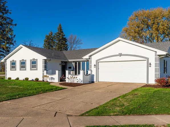 101 Barb Blvd, Dekalb, IL 60115