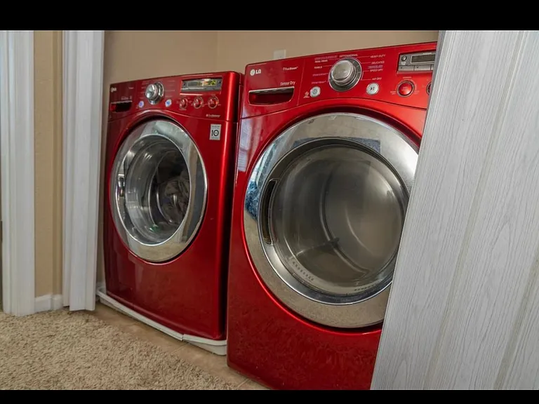 505 Waterside Dr — Photo 10