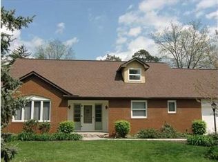 4070 Ruxton Ln, Columbus, OH 43220