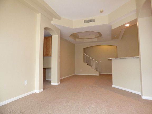 Living, dining & entrance