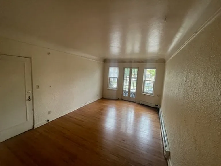 2701 Grand Avenue South — Photo 1