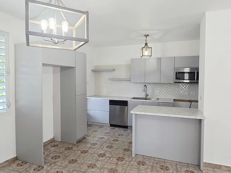 Carr #2 Urb. Villa Avelina — Photo 10