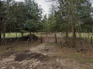 1340 County Road 4375, Spurger, TX 77660