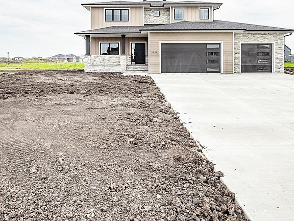 2nd image of 5009 Prairie Green Ct W