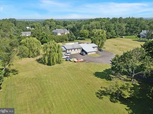 290 Hatboro Rd, Ivyland, PA 18974