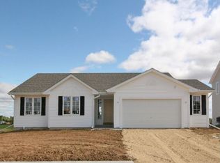 345 Cloud Mist Dr, Capron, IL 61012
