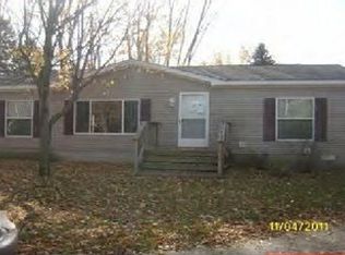 4869 S Lordon St, Fremont, MI 49412
