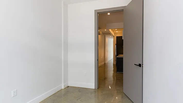 Rented by Nooklyn NYC LLC | media 36