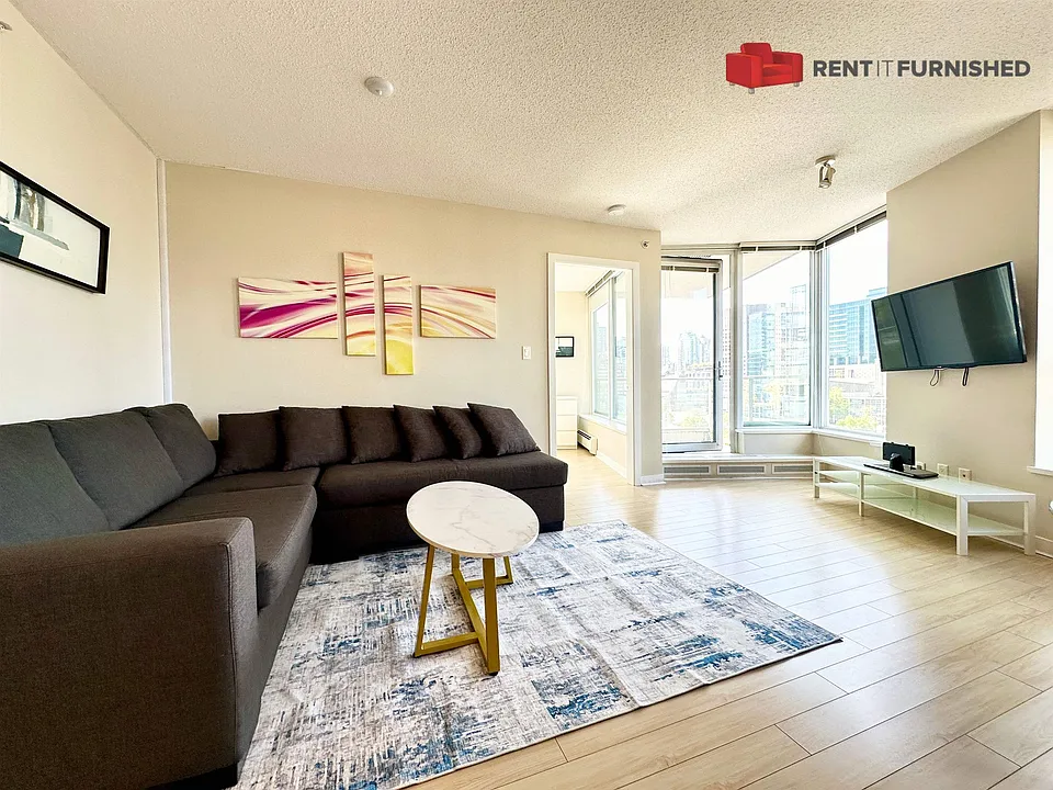 188 Keefer Pl