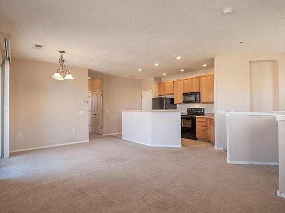 5th image of 601 Menaul Blvd NW Unit 2401
