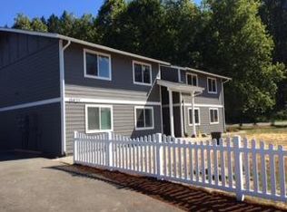 15927 52nd St E APT A, Sumner, WA 98390