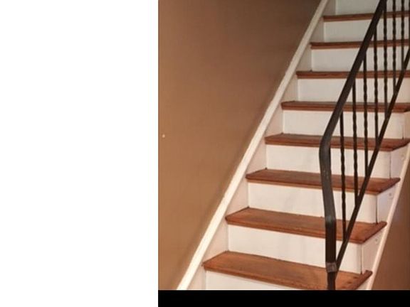 5th image of 591 Alcott St
