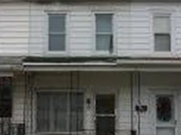 116 N Hickory St, Mount Carmel, PA 17851