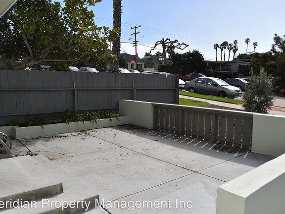 3rd image of 4718 Pescadero Ave