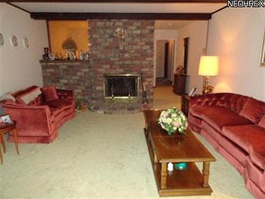 4th image of 1410 Doncaster Dr