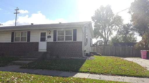 3810 White St SW photo 1