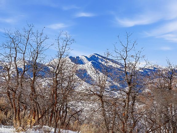 2nd image of 2014 Canyon Gate Rd #73