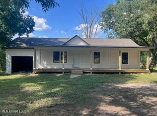 8834 Gary Rd, Byram, MS 39272