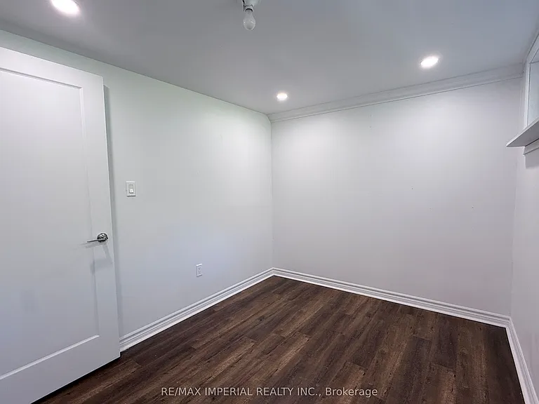 69 Edgar Ave #BASEMENT — Photo 13