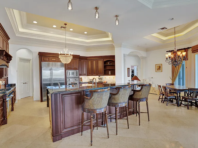 18669 SE Palm Island Ln — Photo 17