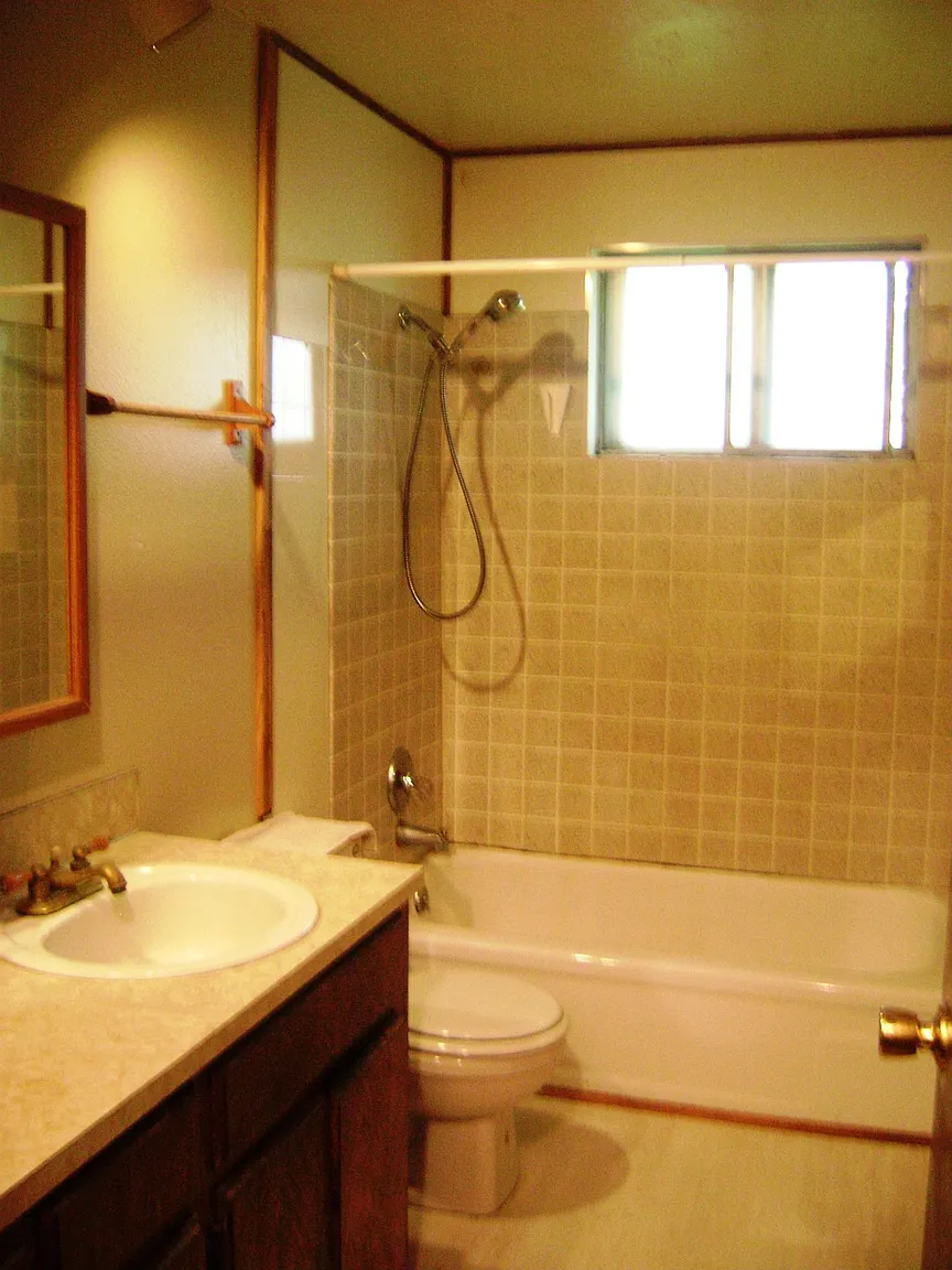 18700 Hennig Ct photo 1