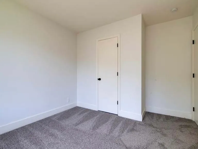 904 Jana Dr — Photo 14
