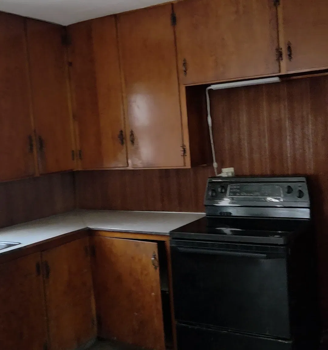 3 bed, 1283 sqft, $850 — Photo 2