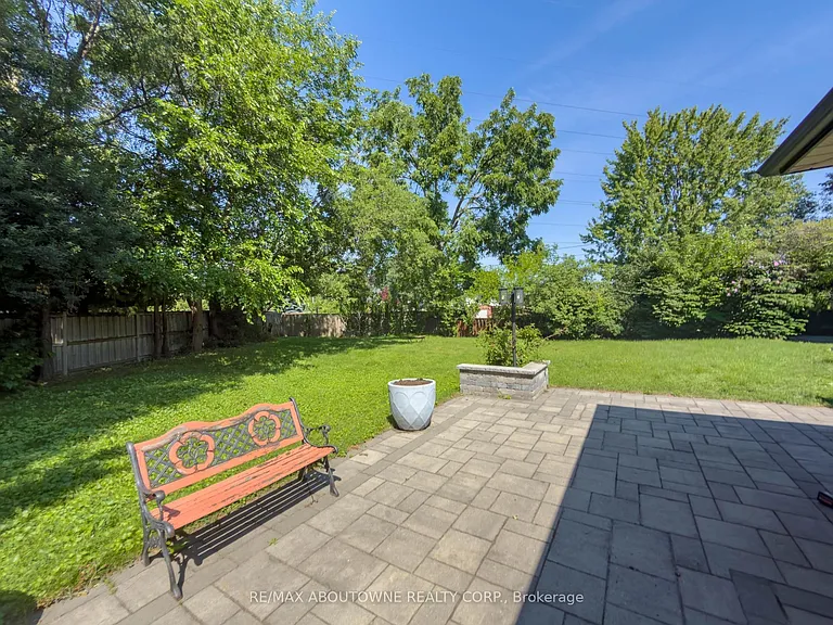 2130 Greenhurst Ave #UPPER — Photo 6
