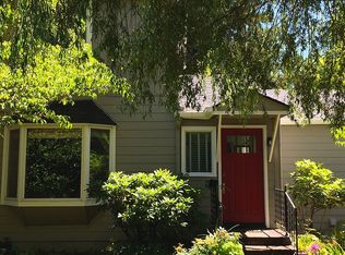 2155 Devos St, Eugene, OR 97402