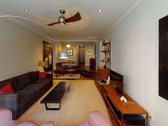 3rd image of 155 W 20th St APT 5G